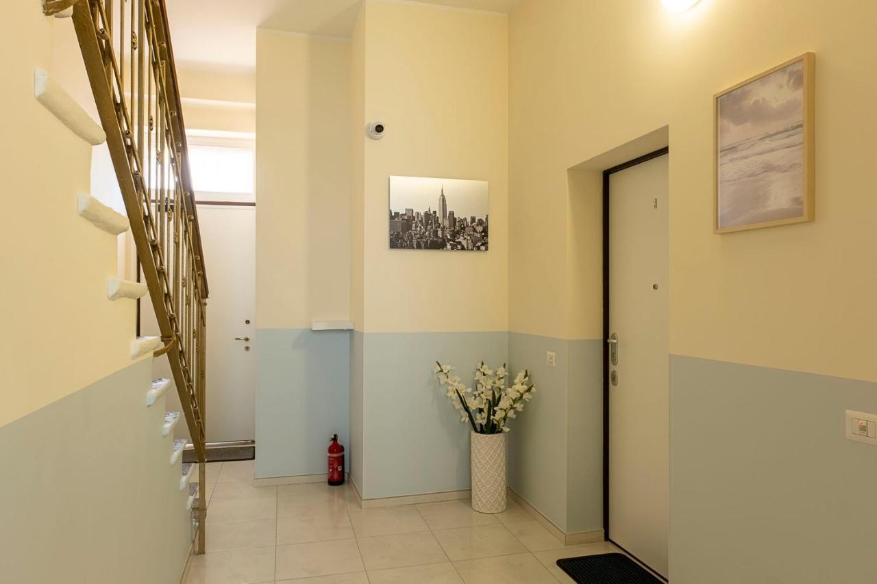 Leader Apartment 4 - Monzino - Hockey Msg Arena - Linate - Milano Esterno foto