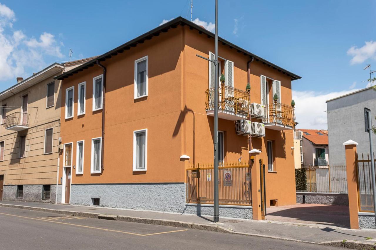 Leader Apartment 4 - Monzino - Hockey Msg Arena - Linate - Milano Esterno foto
