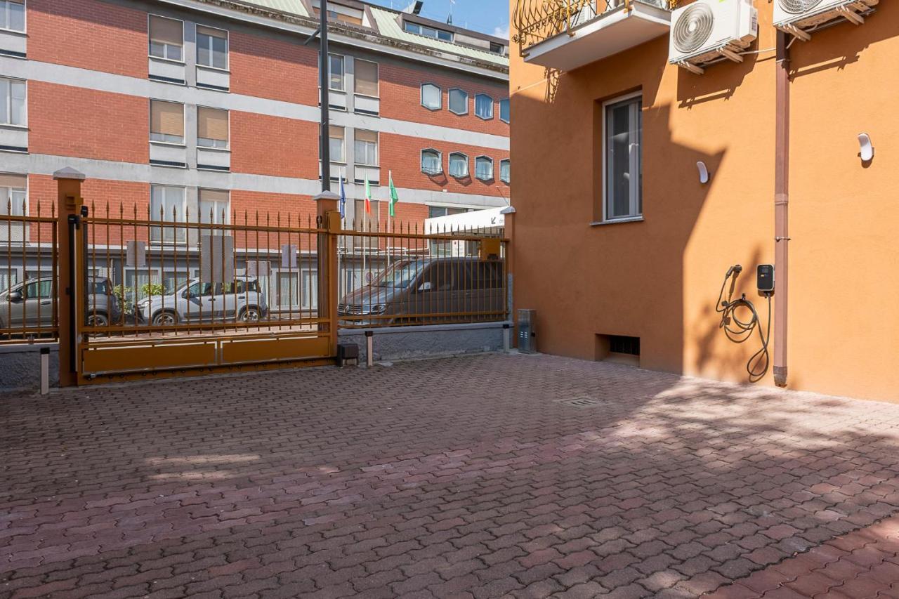 Leader Apartment 4 - Monzino - Hockey Msg Arena - Linate - Milano Esterno foto